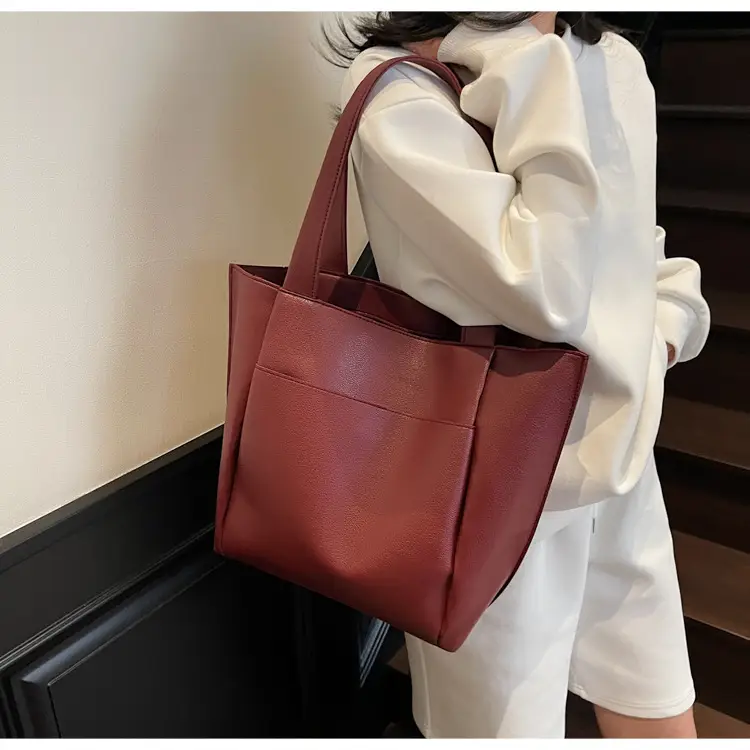 Women Cross-Border Large Capacity Tote Bag Tan 2026 — feature 27