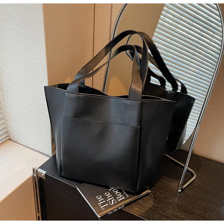 Women Cross-Border Large Capacity Tote Bag Tan 2026 — feature 33