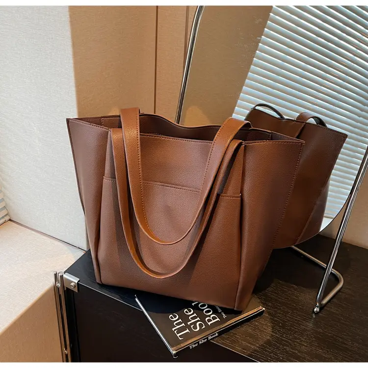Women Cross-Border Large Capacity Tote Bag Tan 2026 — feature 34