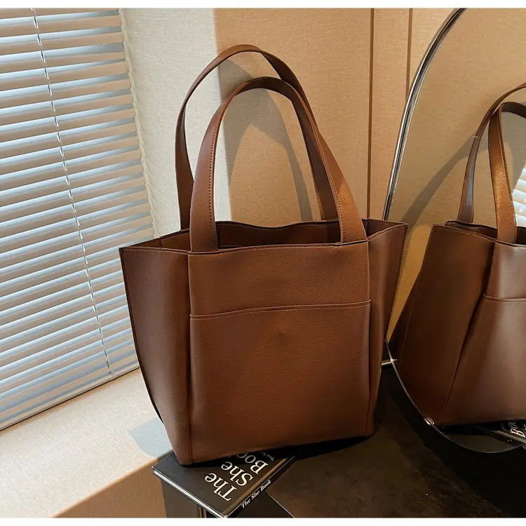 Women Cross-Border Large Capacity Tote Bag Tan 2026 — feature 35