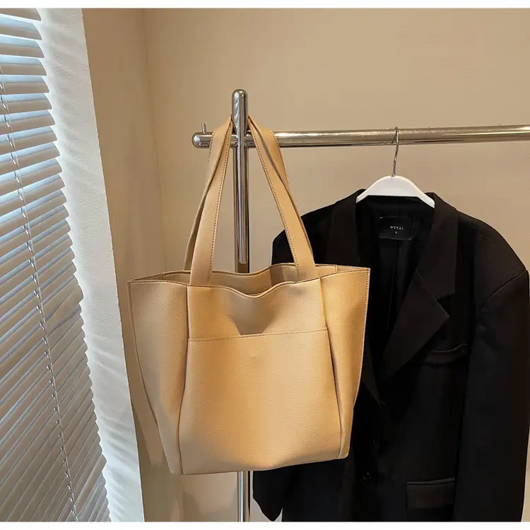 Women Cross-Border Large Capacity Tote Bag Tan 2026 — feature 49