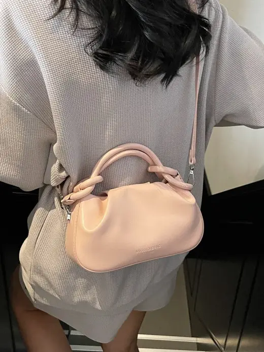 Stylish Silver Pleated Shoulder Bag for Women 2025 - Image 8