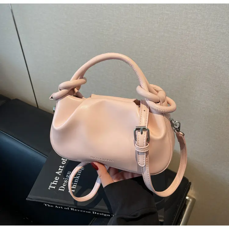 Stylish Silver Pleated Shoulder Bag for Women 2025 — feature 22