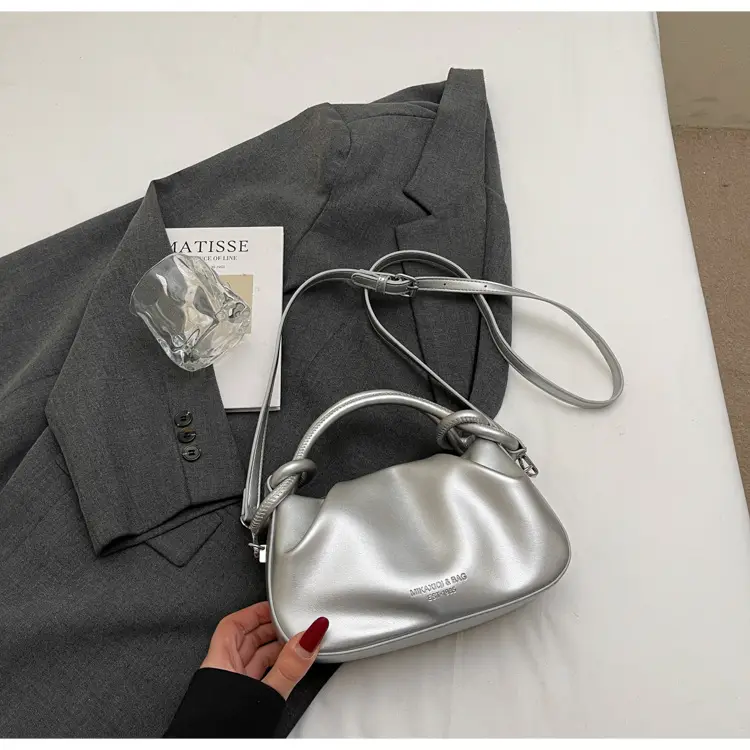 Stylish Silver Pleated Shoulder Bag for Women 2025 — feature 30