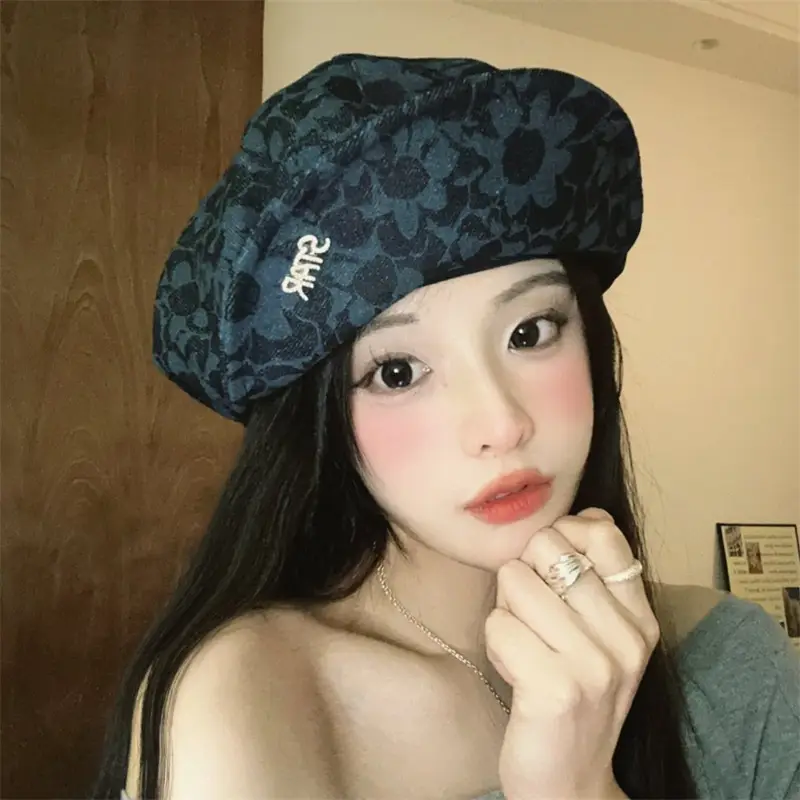 Black Jacquard Face-Slimming Cycling Cap for Women - Image 5