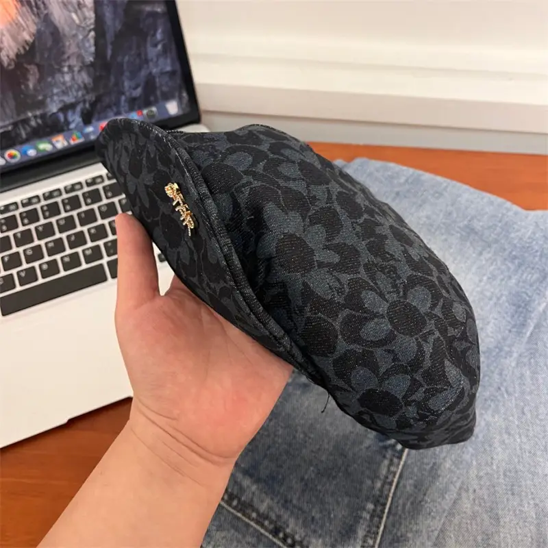 Black Jacquard Face-Slimming Cycling Cap for Women — feature 13