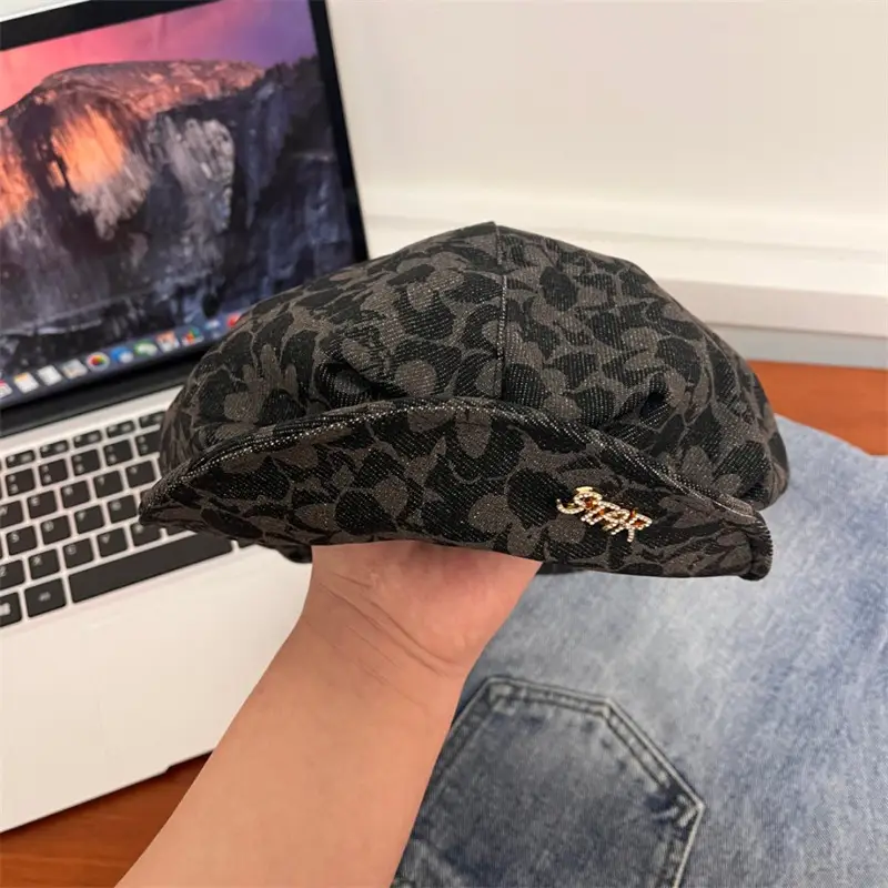 Black Jacquard Face-Slimming Cycling Cap for Women — feature 17