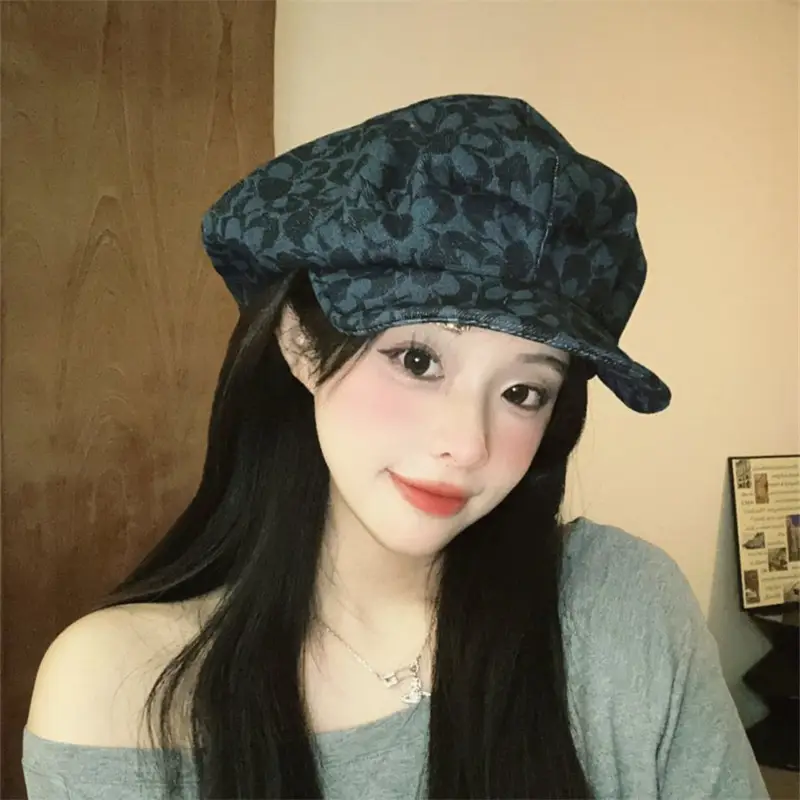 Black Jacquard Face-Slimming Cycling Cap for Women — feature 6