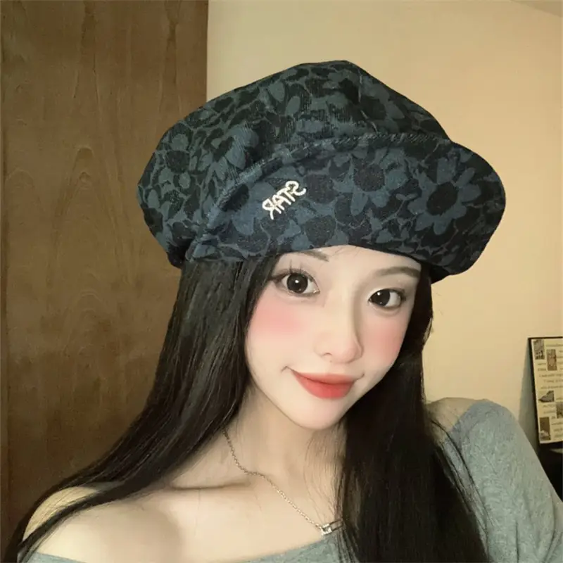 Black Jacquard Face-Slimming Cycling Cap for Women — feature 9