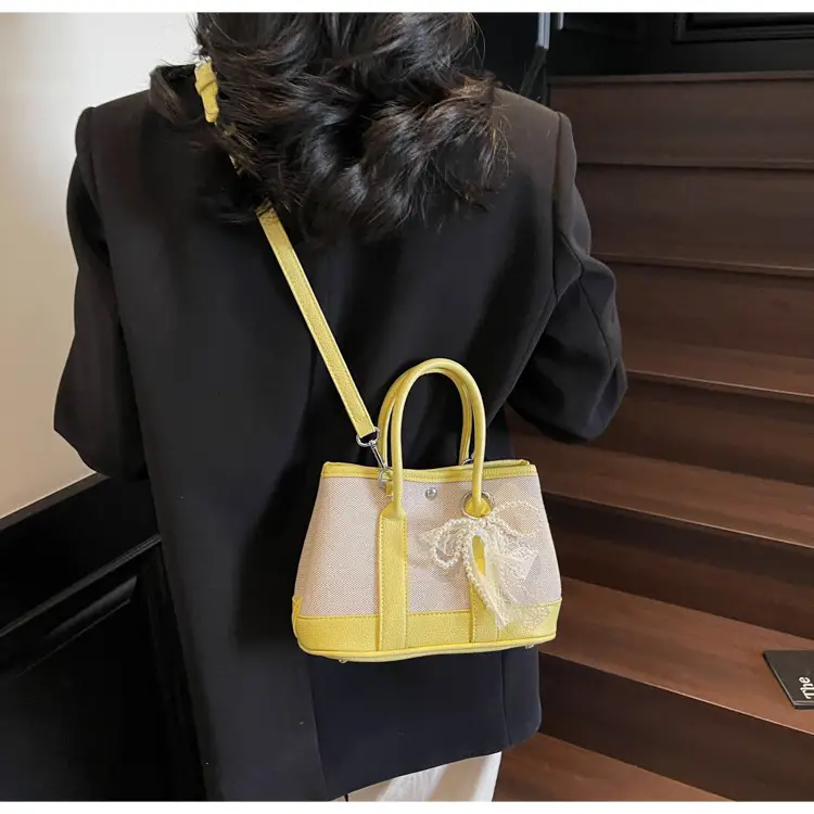 Green Embroidered Crossbody Bag for Women 2026 — feature 17