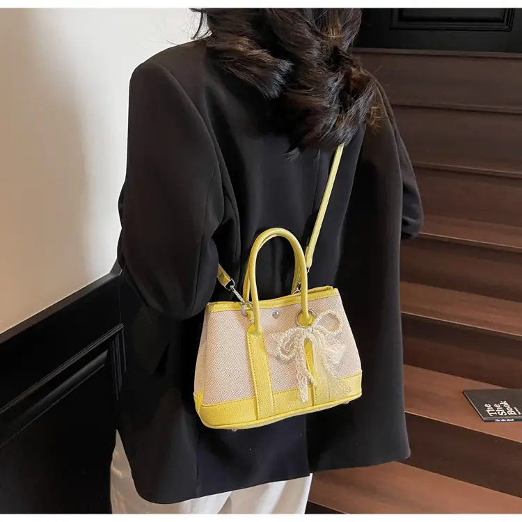 Green Embroidered Crossbody Bag for Women 2026 — feature 18