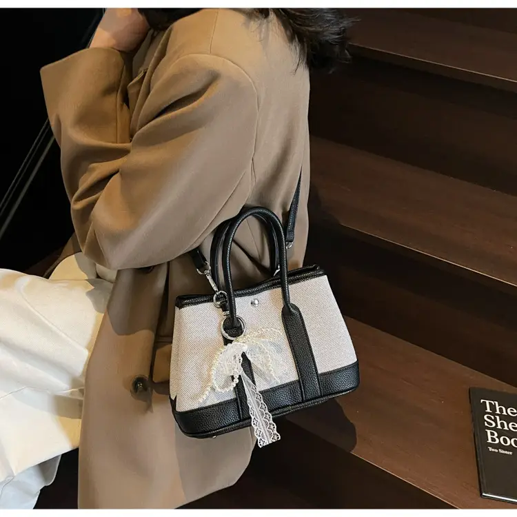 Green Embroidered Crossbody Bag for Women 2026 — feature 21