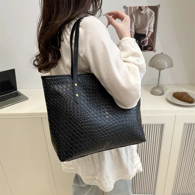 European & American Woven Textured Shoulder Bag Large Capacity