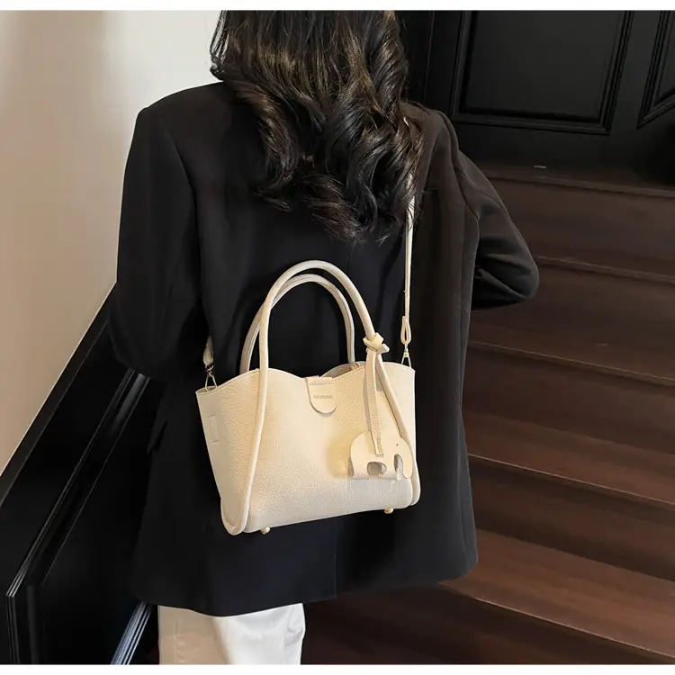 Women Crossbody Bag Tan Leather 2025 New Fashion — feature 11