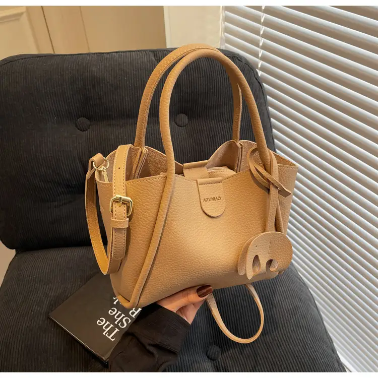 Women Crossbody Bag Tan Leather 2025 New Fashion — feature 23