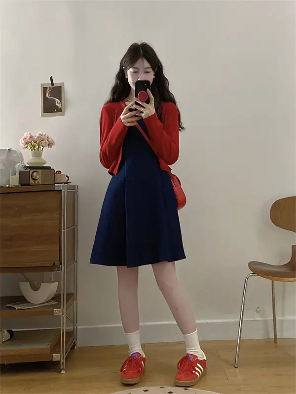 Plus Size Red & Navy Two-Piece Women's Set — feature 21