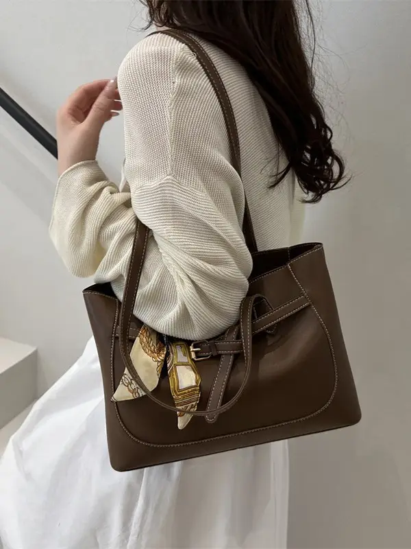 Black One-shoulder Handbag for Women Large Capacity Commuter Tote - Image 6