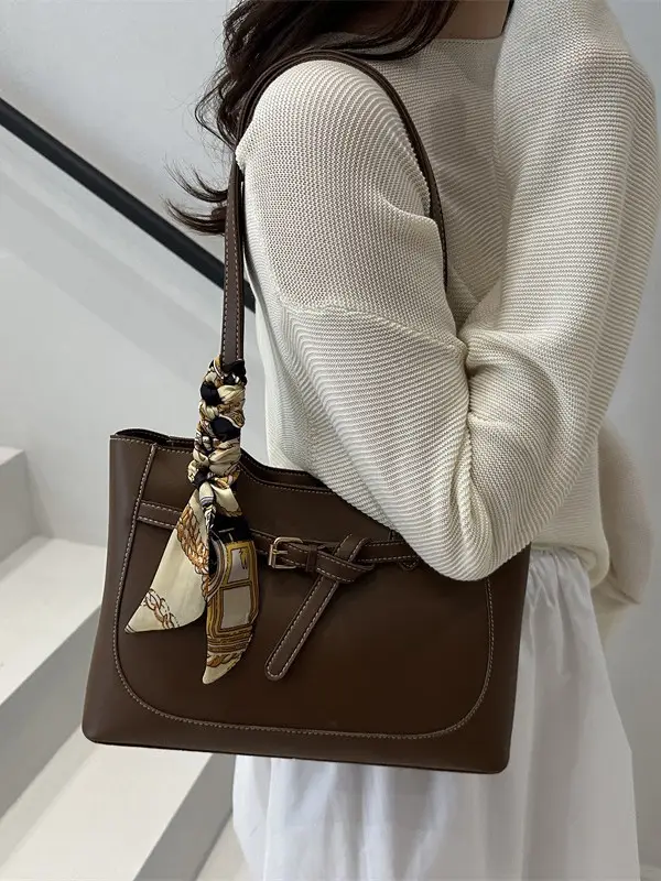 Black One-shoulder Handbag for Women Large Capacity Commuter Tote - Image 7