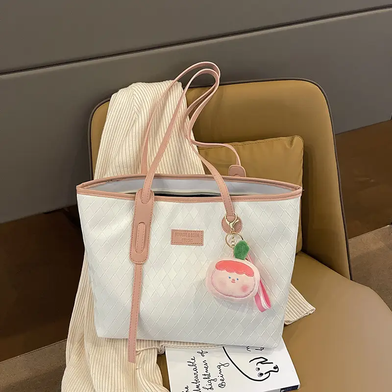 Women's White Canvas Shoulder Bag with Leather Strap - Image 9
