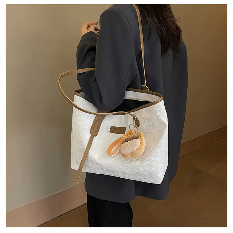 Women's White Canvas Shoulder Bag with Leather Strap — feature 10