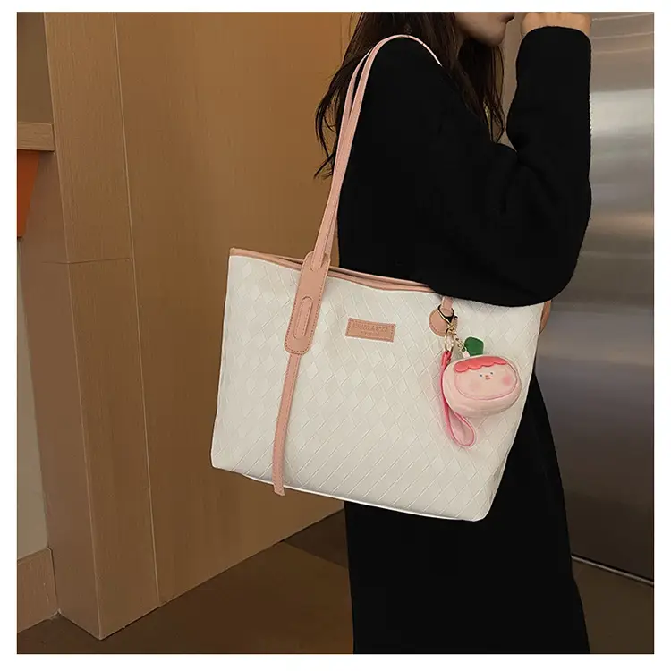 Women's White Canvas Shoulder Bag with Leather Strap — feature 11