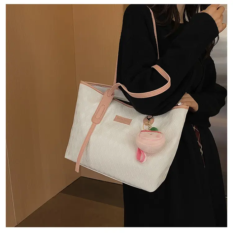 Women's White Canvas Shoulder Bag with Leather Strap — feature 12