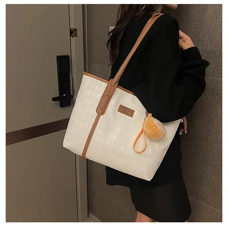 Women's White Canvas Shoulder Bag with Leather Strap — feature 15