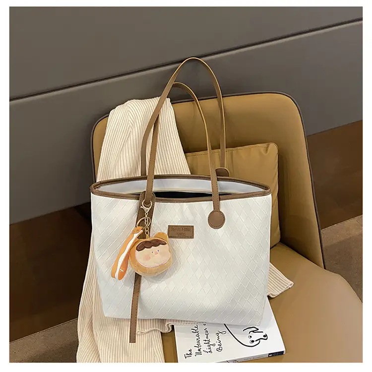 Women's White Canvas Shoulder Bag with Leather Strap — feature 19