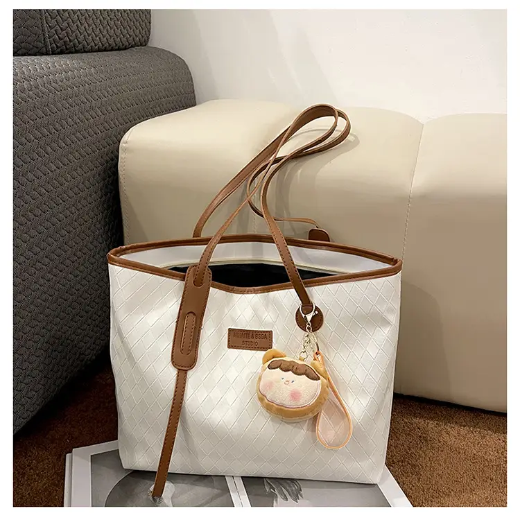 Women's White Canvas Shoulder Bag with Leather Strap — feature 23