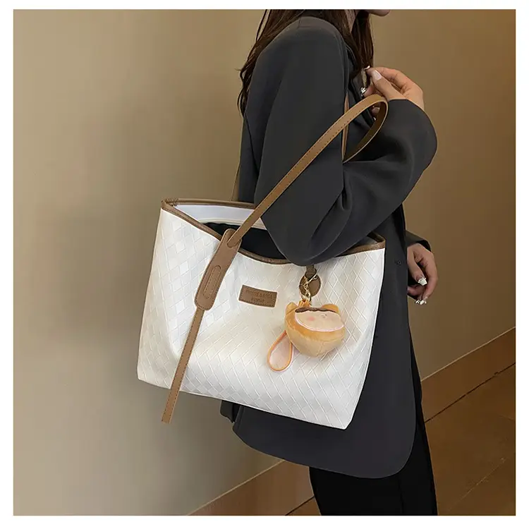 Women's White Canvas Shoulder Bag with Leather Strap — feature 8