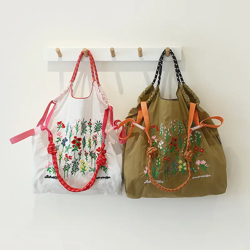 Embroidered Floral Tote Bag Large Capacity Casual Shoulder Bag — feature 18
