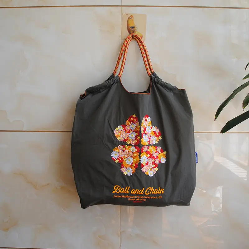 Embroidered Floral Tote Bag Large Capacity Casual Shoulder Bag - Image 16