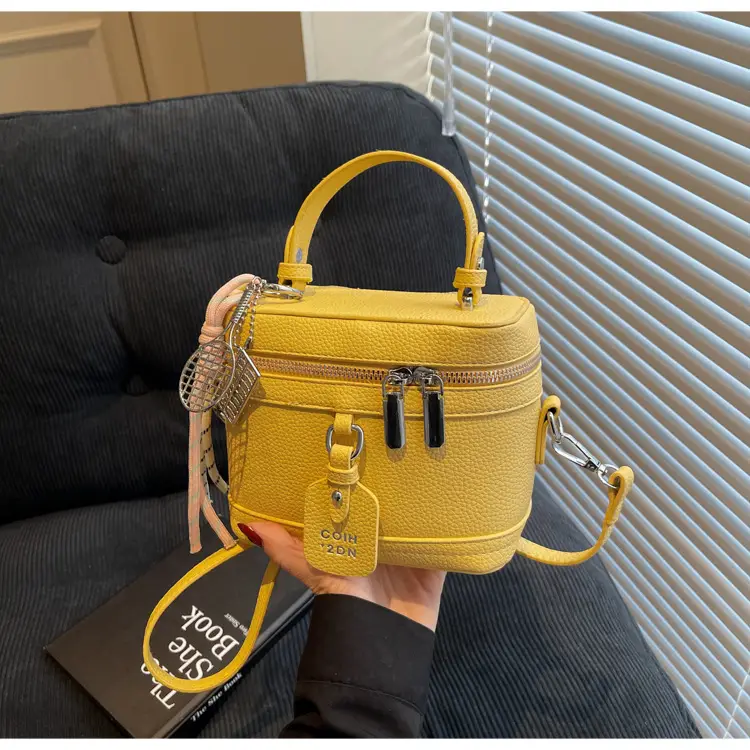 Retro Pink Women's Shoulder Crossbody Bag 2025 — feature 20