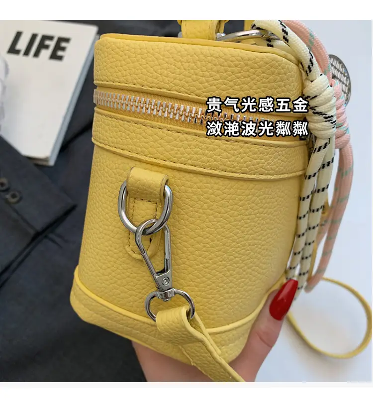 Retro Pink Women's Shoulder Crossbody Bag 2025 — feature 3