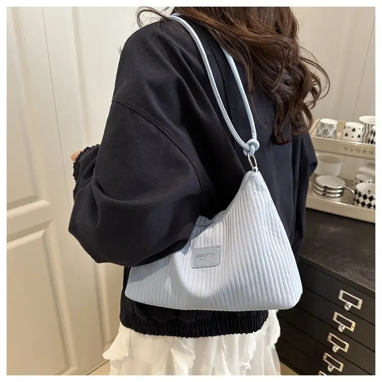 Women's Beige Ribbed Shoulder Bag Large Capacity 2025 — feature 10