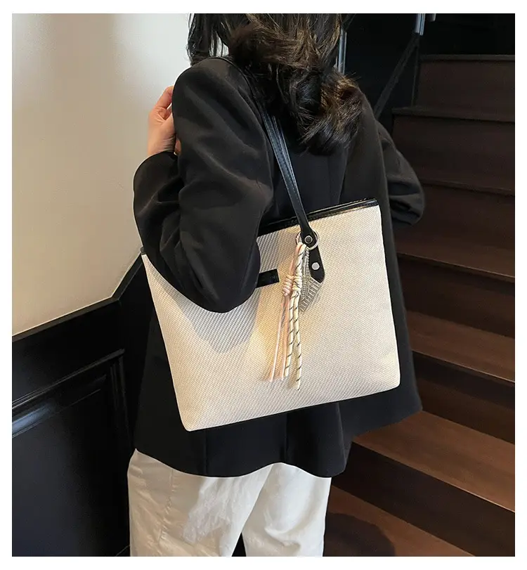 Women's Large Capacity Cross-border Tote Bag 2024 — feature 1