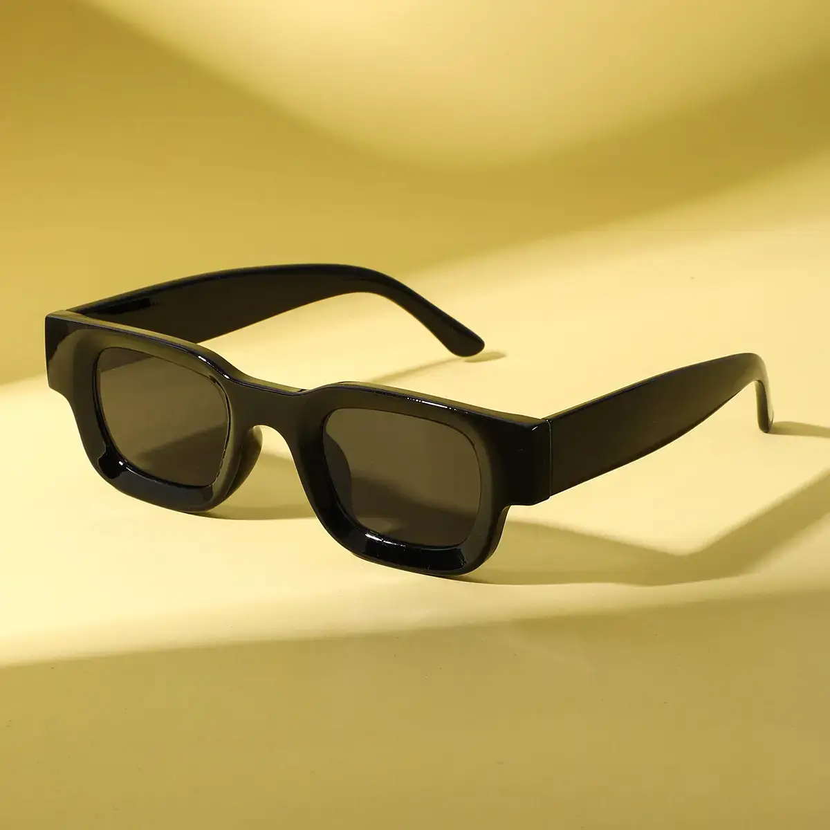 Men Women Square Frame Orange Sunglasses Wholesale - Image 8