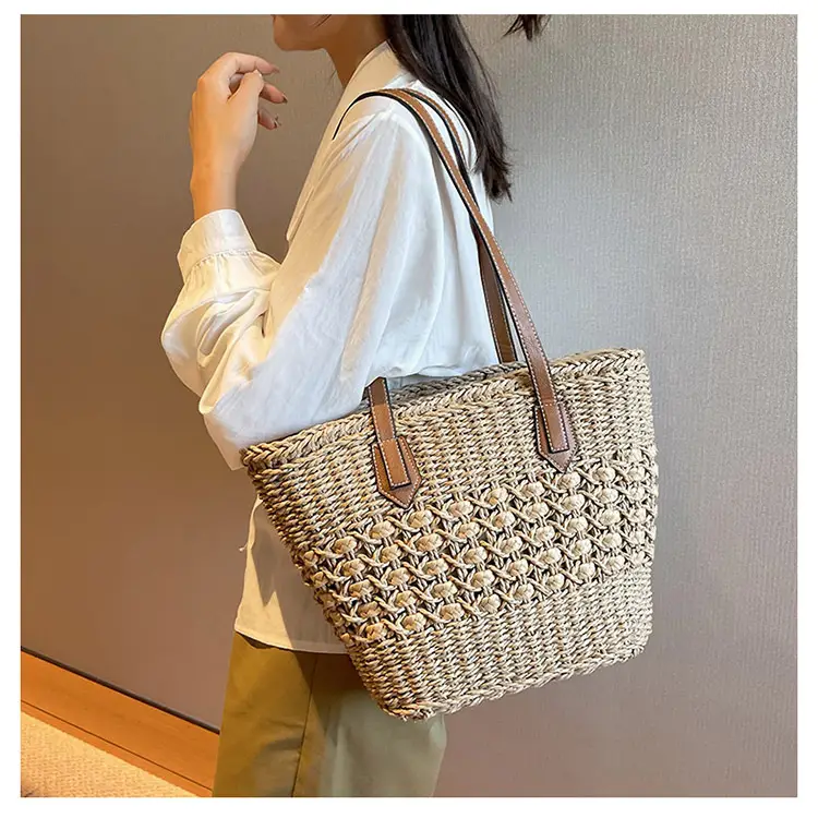 Mori Style Straw Shoulder Bag Large Capacity Leather Handle — feature 18