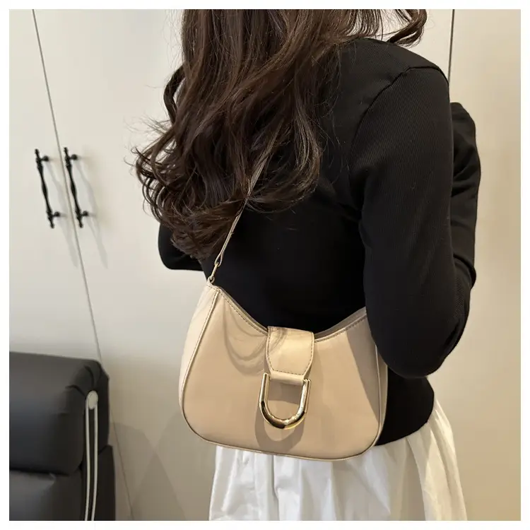 Women's White Leather Shoulder Bag 2025 Spring — feature 16