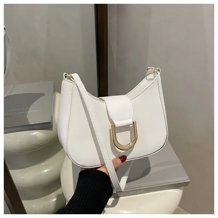 Women's White Leather Shoulder Bag 2025 Spring — feature 18