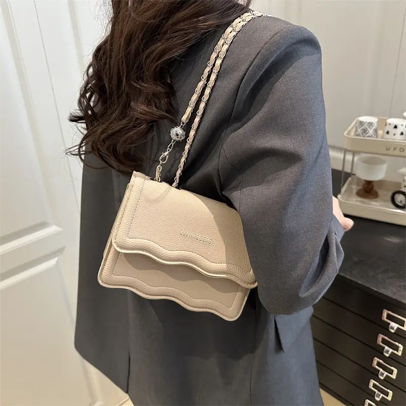 Vintage Lace Shoulder Bag Brown Chain Crossbody - Image 7