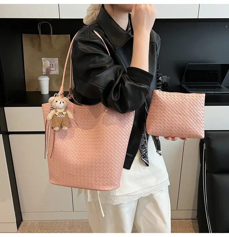 Women Woven Shoulder Bag Beige 2026 New Summer — feature 17