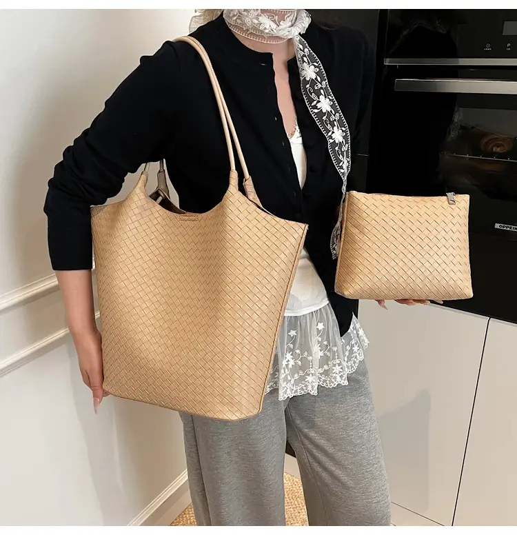 Women Woven Shoulder Bag Beige 2026 New Summer — feature 23