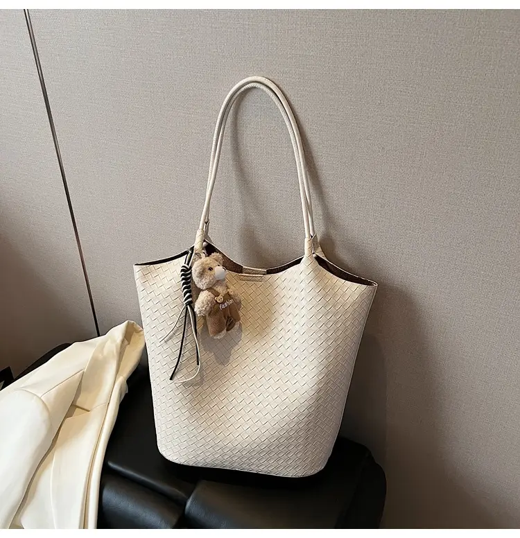 Women Woven Shoulder Bag Beige 2026 New Summer — feature 43
