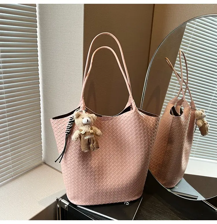 Women Woven Shoulder Bag Beige 2026 New Summer — feature 47