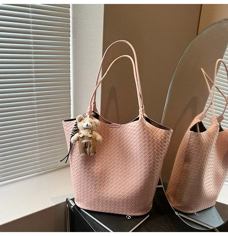 Women Woven Shoulder Bag Beige 2026 New Summer — feature 48