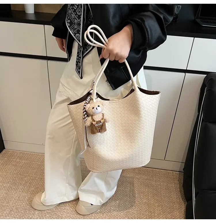 Women Woven Shoulder Bag Beige 2026 New Summer — feature 8