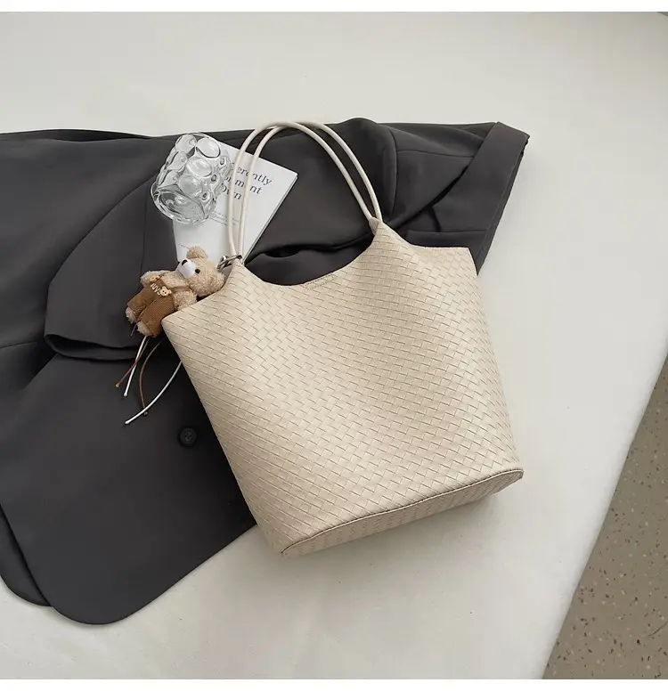 Women Woven Shoulder Bag Beige 2026 New Summer - Image 4
