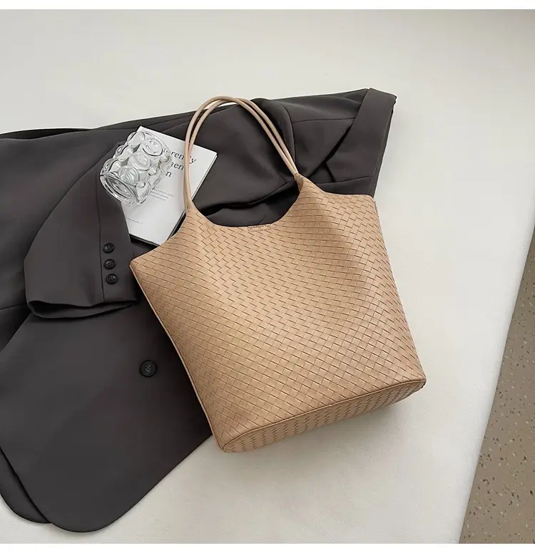 Women Woven Shoulder Bag Beige 2026 New Summer - Image 6
