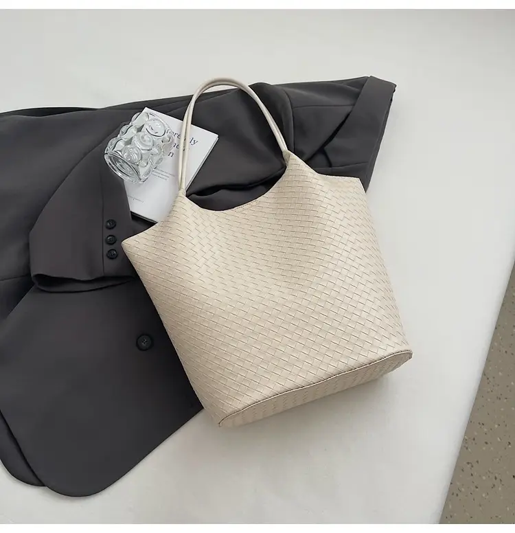 Women Woven Shoulder Bag Beige 2026 New Summer - Image 8